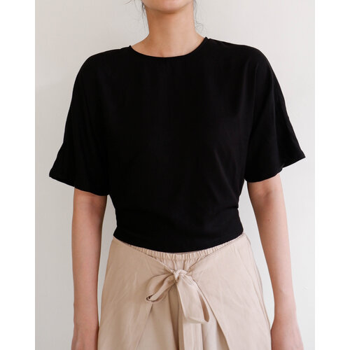 Inti Yoga Studio - Yoga en Lounge Kleding Amelie Top Black Inti Yoga Studio - Yoga en Lounge Kleding Amelie Top Black
