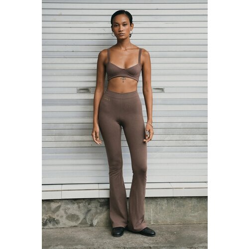 Studio K Yogawear- Yoga en Lounge Kleding Lola Bamboo Flare Legging Taupe Studio K Yogawear- Yoga en Lounge Kleding Lola Bamboo Flare Legging Taupe