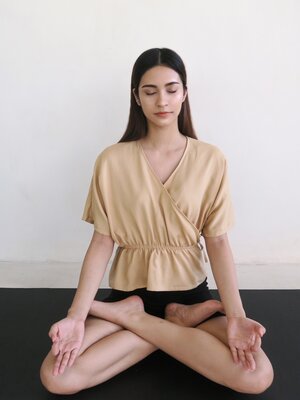 Inti Yoga Studio - Yoga en Lounge Kleding Ava Top Nude