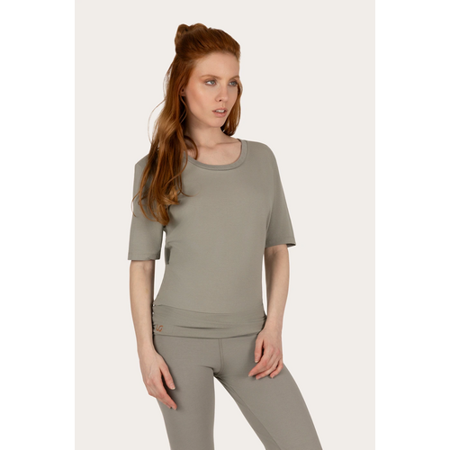 Urban Goddess - Duurzame Yoga- Pilates en Active Kleding Kami Yoga Tee Smokey Quartz