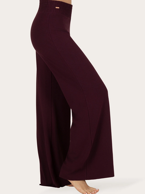 Urban Goddess - Duurzame Yoga- Pilates en Active Kleding Flow Wijde Yoga Broek Fig