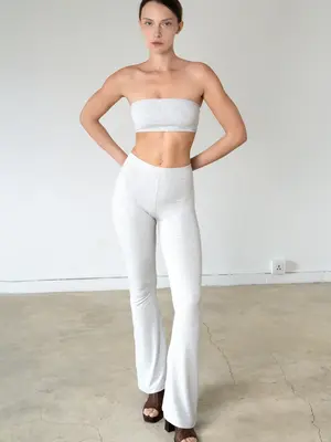 Studio K Yogawear- Yoga en Lounge Kleding Arc Flare Pants Grijs