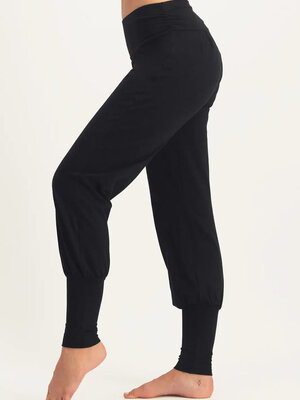 Urban Goddess - Duurzame Yoga- Pilates en Active Kleding Yoga Broek Dakini Zwart