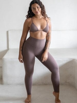Studio K Yogawear- Yoga en Lounge Kleding Eira Bamboo Hoge Taille Legging Taupe