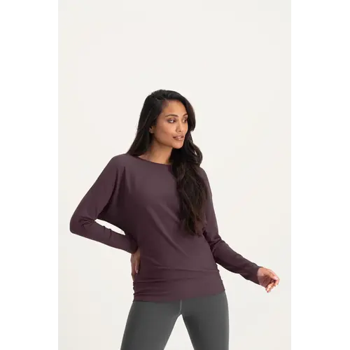 Urban Goddess - Duurzame Yoga- Pilates en Active Kleding Budhi Longsleeve Yoga Shirt Berry