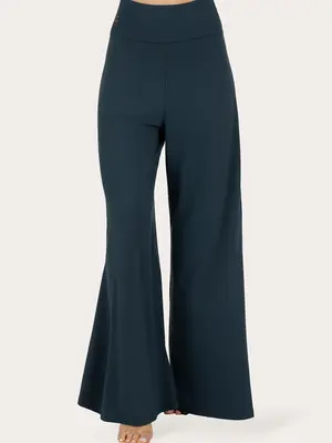 Urban Goddess - Duurzame Yoga- Pilates en Active Kleding Wijde Yoga Broek Nyx Orion