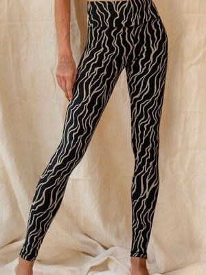 Funky Simplicity - Duurzame Yoga Kleding Hoge Taille Legging Creme Zwart Lionfish