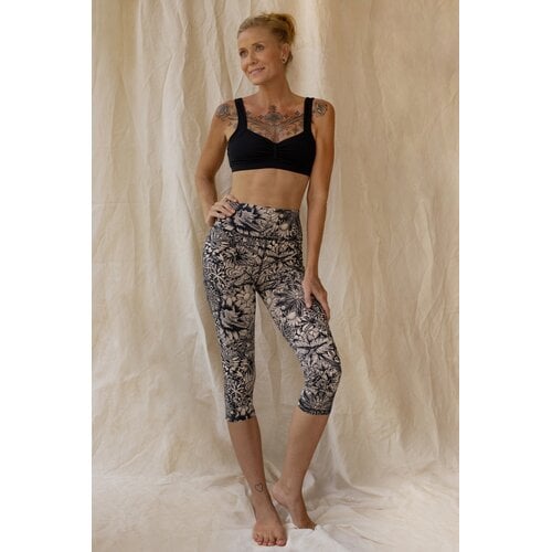 Funky Simplicity - Duurzame Yoga Kleding Capri 3/4 Leggings Bloom Creme Zwart