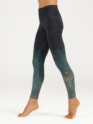 The Spirit of Om- Yoga Kleding van Biologisch Katoen Yoga Legging Tivra Lagune