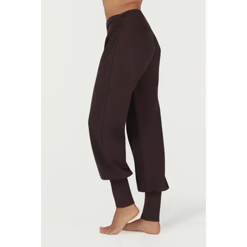 Urban Goddess - Duurzame Yoga- Pilates en Active Kleding Yoga Broek Dakini Bruin