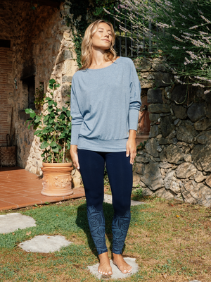 The Spirit of Om- Yoga Kleding van Biologisch Katoen Shirt Lange Mouw Rivo Blauw Melange