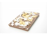 SJOKOLAT Milk chocolate with banana and coconut