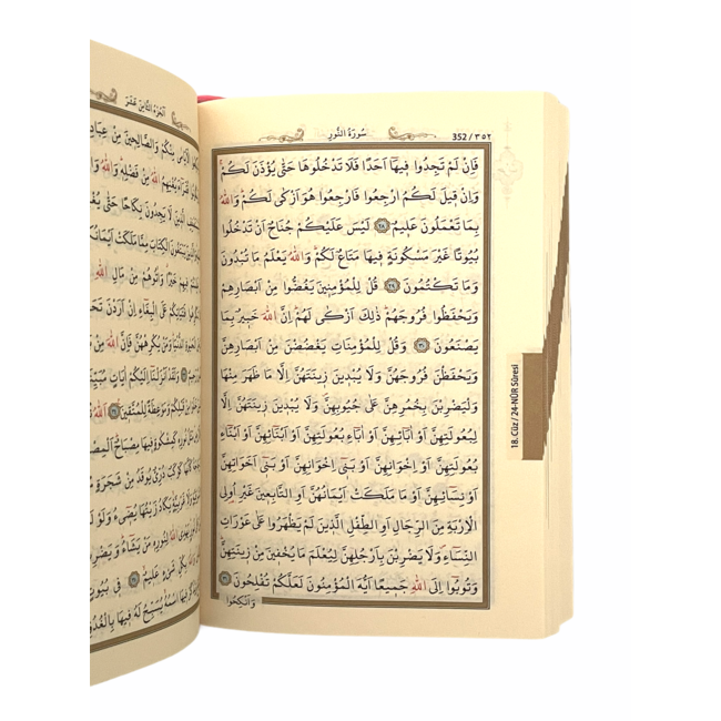 Mirac Koran staand Klein Groen