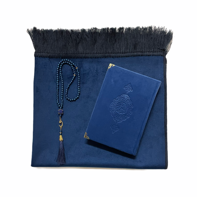 Mirac Geschenkset blauw met een gebedskleed, parel tasbih en een velvet Koran