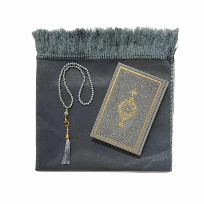 Mirac Gift set blue with a prayer rug, pearl tasbih and a leather KoranGift set grey with a prayer rug, pearl tasbih and a leather Koran