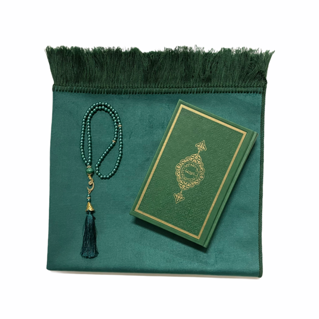 Mirac Geschenkset groen met een gebedskleed, parel tasbih en een lederen Koran