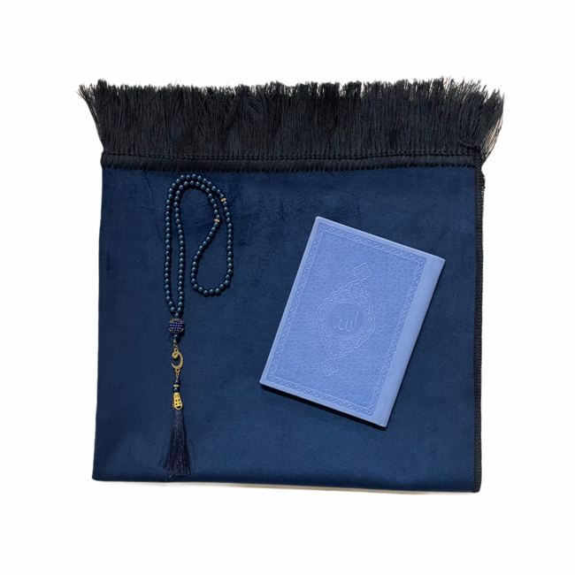 Mirac Gift set blue with a prayer rug, pearl tasbih and a leather Mushaf / Yasin du'a book