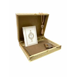 Mirac Limited edition Quran box with a Dutch translated Quran, prayer rug, esans and a tasbih gold / white