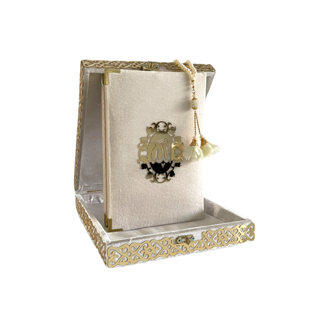 Mirac Koran box plex with a Koran and a tasbih cream