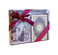 Gift set Ravza with Koran, prayer rug and tasbih red