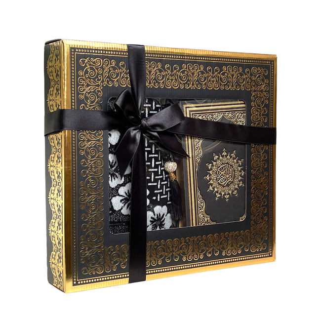 Mirac Geschenkset Mirac met een lederen Koran, gebedskleed en tasbih zwart