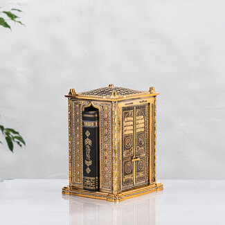 Yagmur can Islamic Decoration with Quran with three holy doors gold