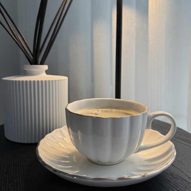 Geen Daisy goud koffie/ thee kop set