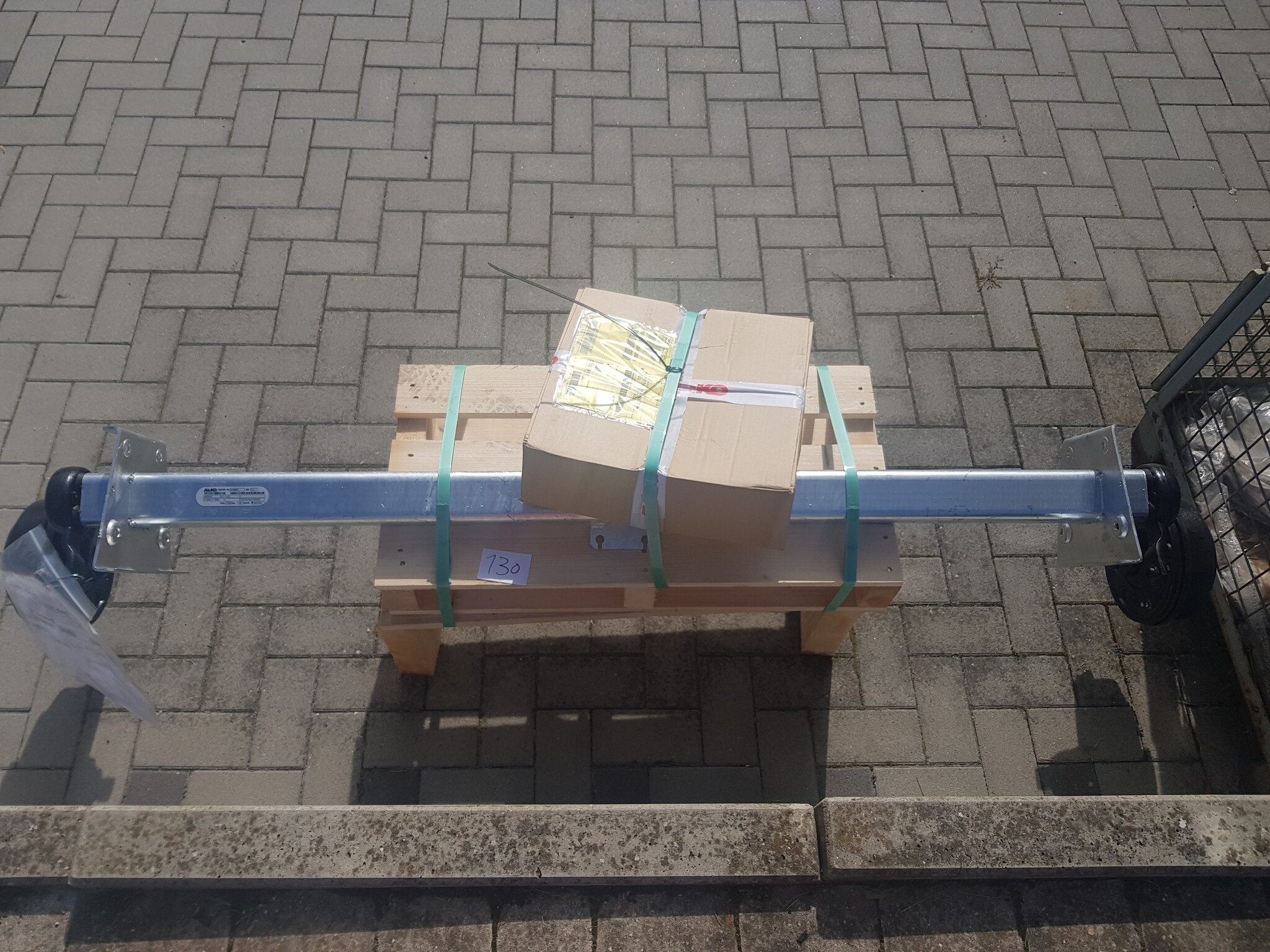 Braked axle SWING 1500kg axle type CB 1505, 46.27.379.354