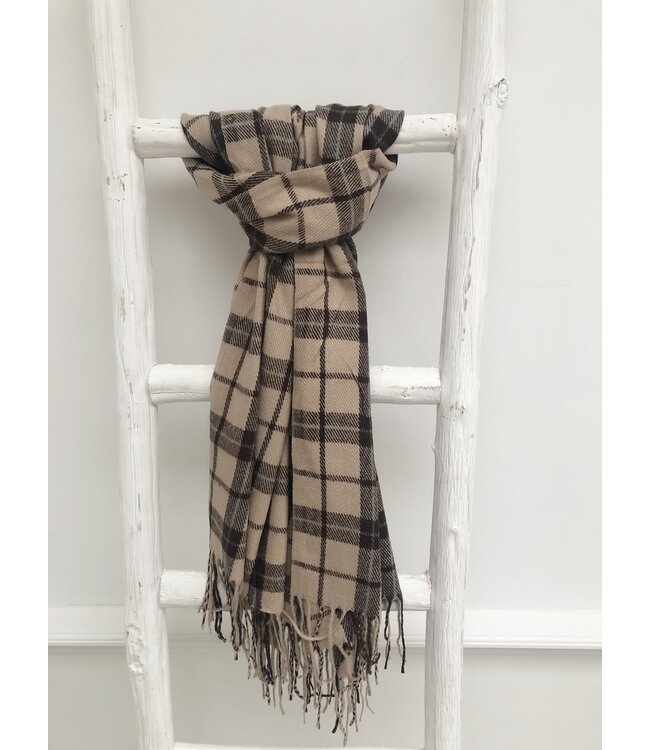 By Shir Sjaal  faux cashmere  met kwastjes beige bruin