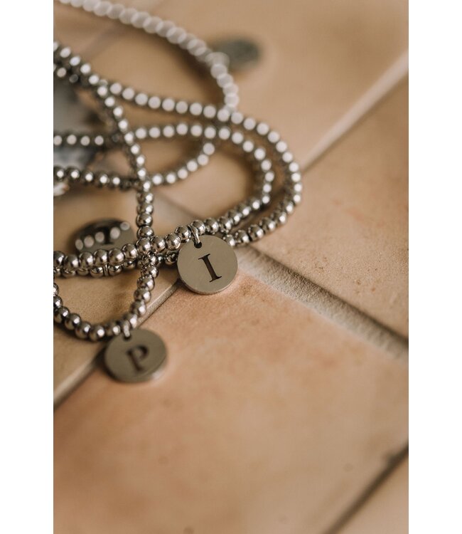 By Shir Armband Perlen mit Buchstaben Edelstahl