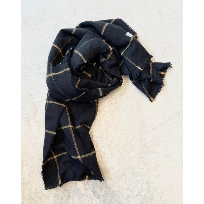 By Shir Sjaal faux cashmere Black Velvet