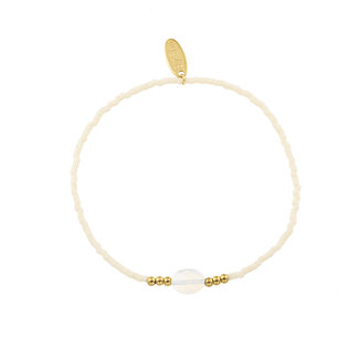 By Shir Armband mit offwhite Edelsteinperlen