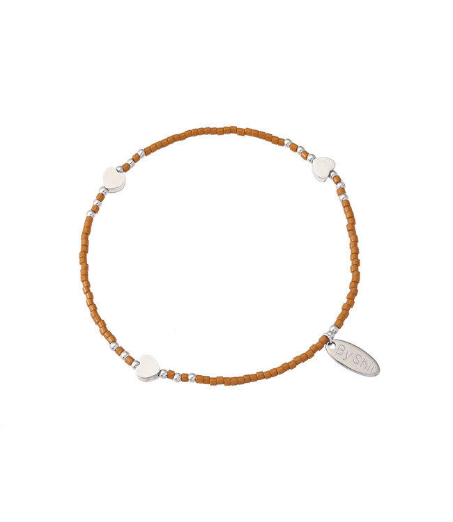 By Shir Armbanden kraaltjes kaneel bruin glim hartjes