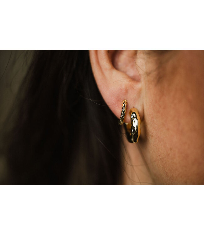 By Shir Oorbellen klein June