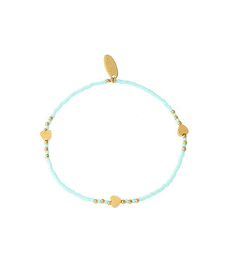 By Shir Armband kraaltjes licht turquoise hartjes