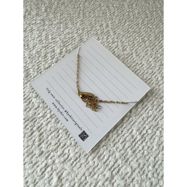 By Shir Armband edelstaal op kaartje Gefeliciteerd