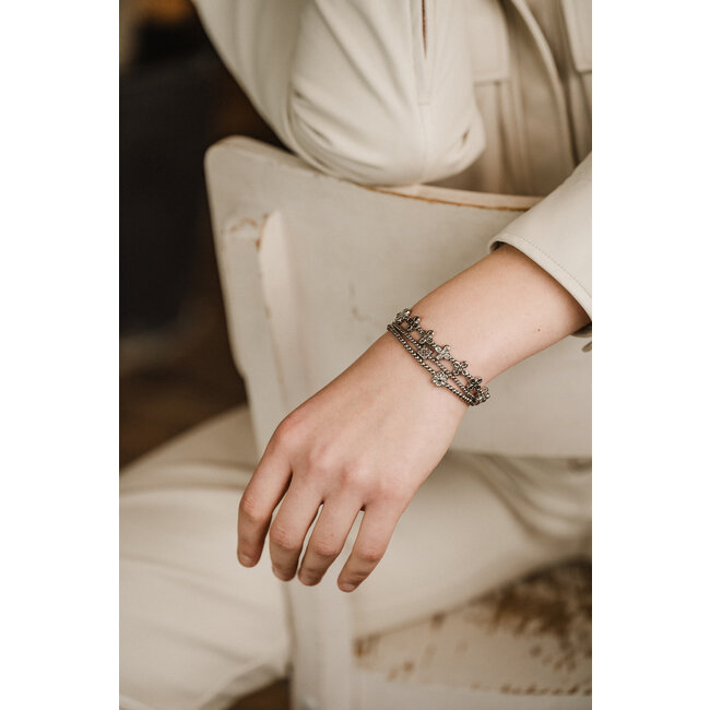 By Shir Armband kraaltjes 3 vierkantjes