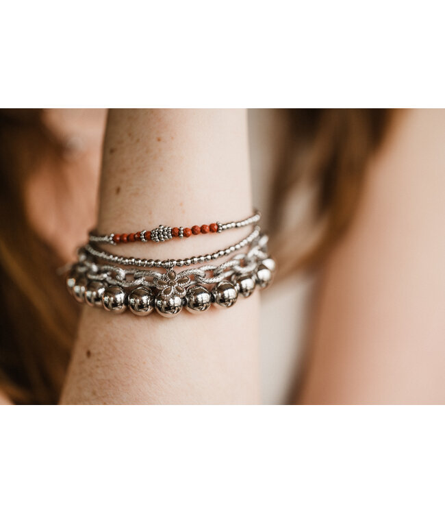 By Shir Flora bead bracelet