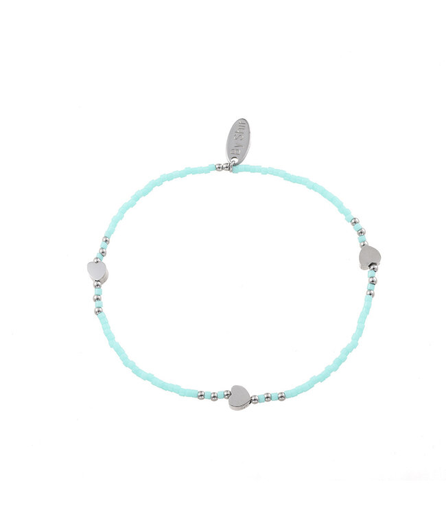 By Shir Armband kraaltjes licht turquoise hartjes