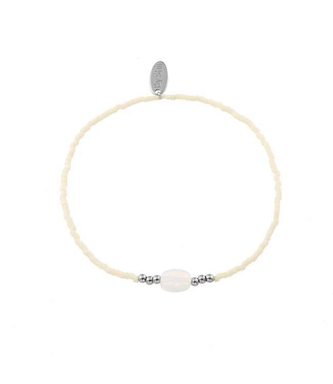 By Shir Armband mit offwhite Edelsteinperlen