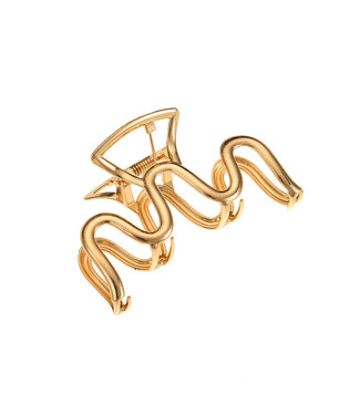 By Shir Haarklem Twisted