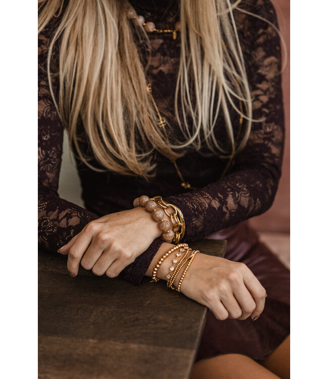 By Shir Statement bracelet bead old pink