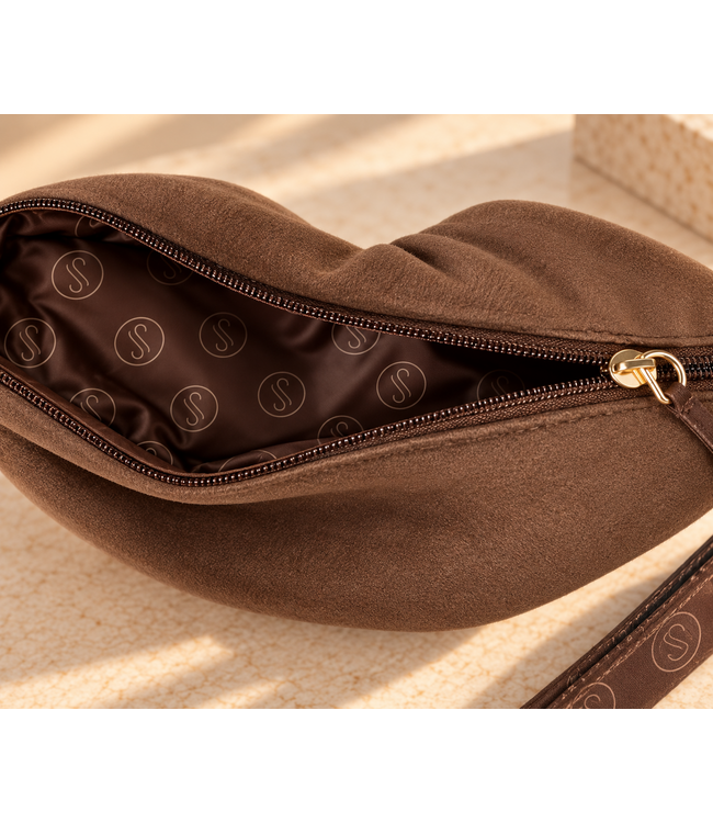 By Shir Velvet clutch lippen bruin