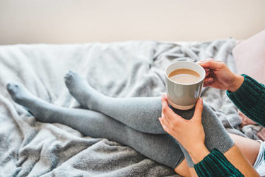 "Stijlvolle en comfortabele kniekousen voor dames: Ontdek onze collectie van hoge kwaliteit in verschillende materialen, kleuren en patronen voor elke gelegenheid!