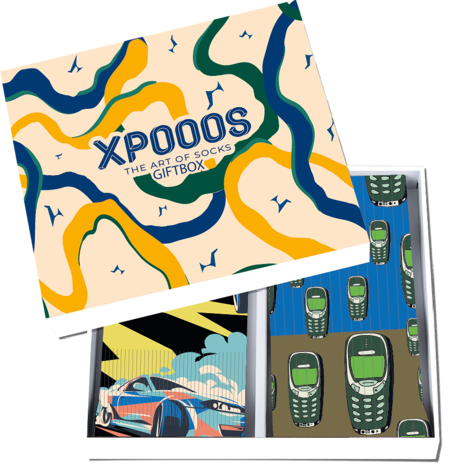 Xpooos XPOOOS 2-Paar sokken in een Giftbox | Nokia 3310 & Cars Xpooos XPOOOS 2-Paar sokken in een Giftbox | Nokia 3310 & Cars