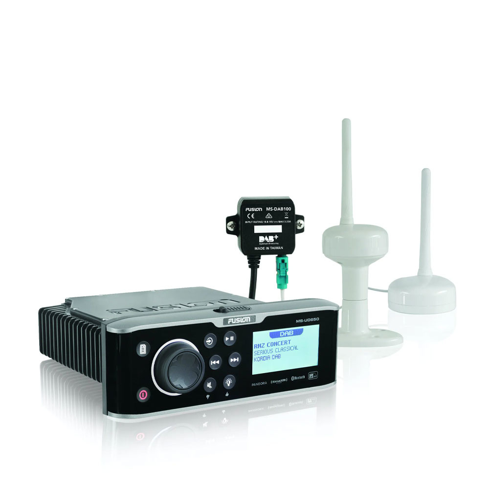 FUSION DAB+ Module with Powered Antenna