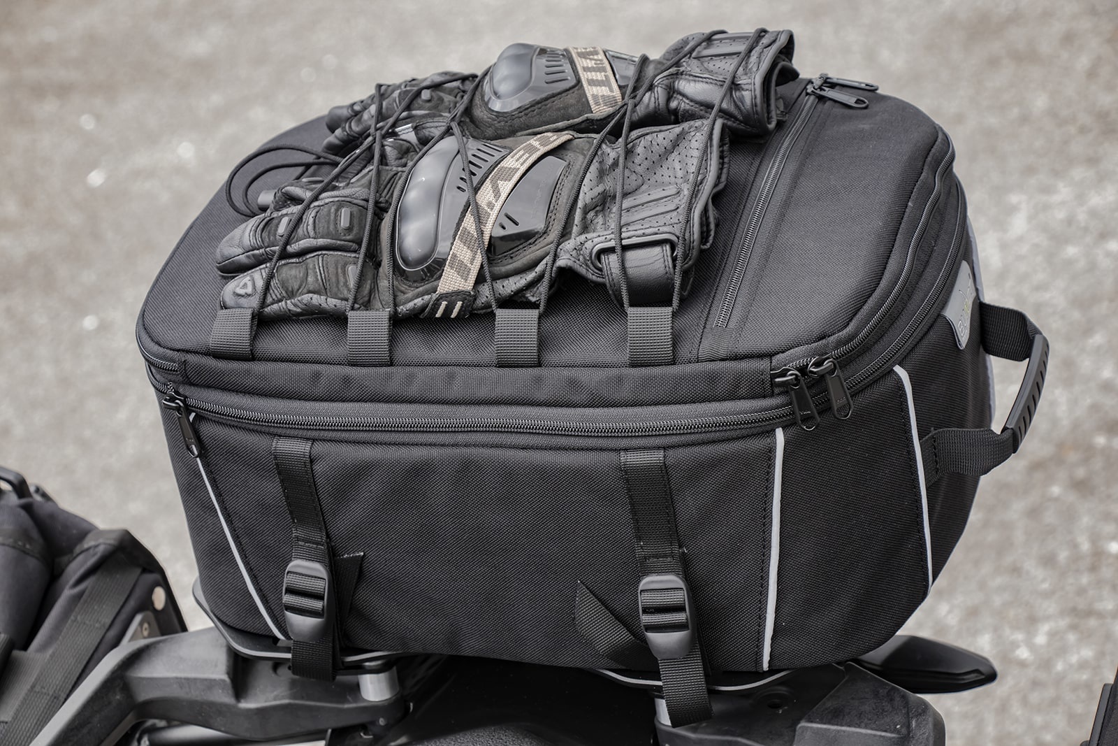 BUMOT - Xtremada Soft Luggage Tailbag