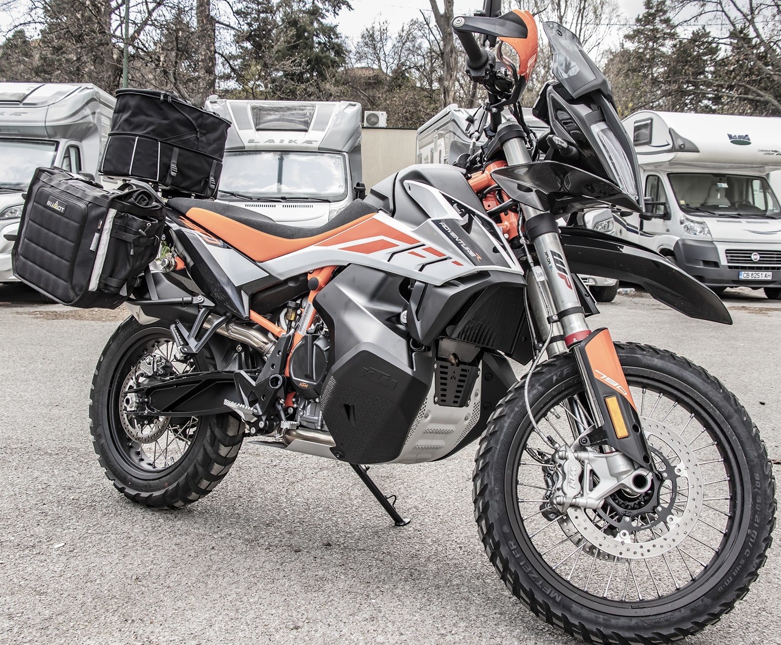 BUMOT - Xtremada Soft Luggage achtertas