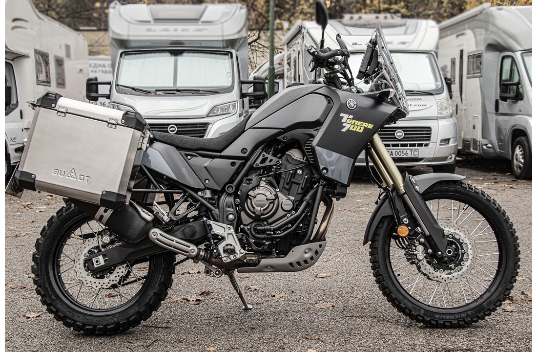 BUMOT Defender EVO panniersystem for the Yamaha XT700 - T7