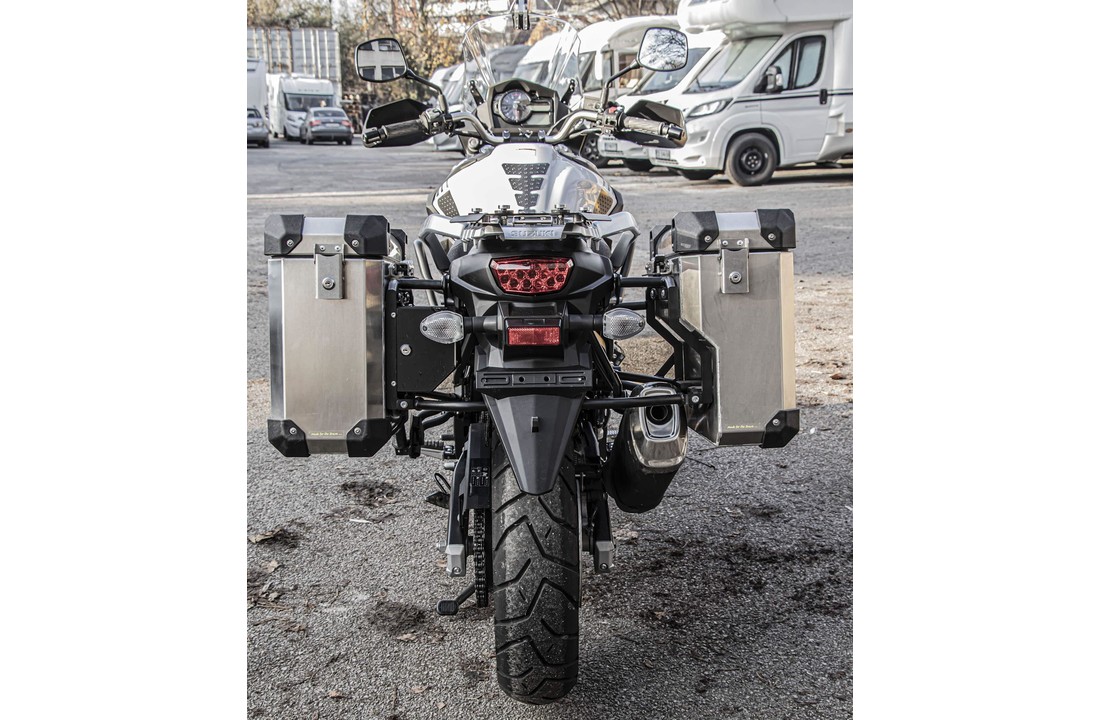 BUMOT Defender EVO zijkoffersysteem voor de Suzuki DL 650 2017+